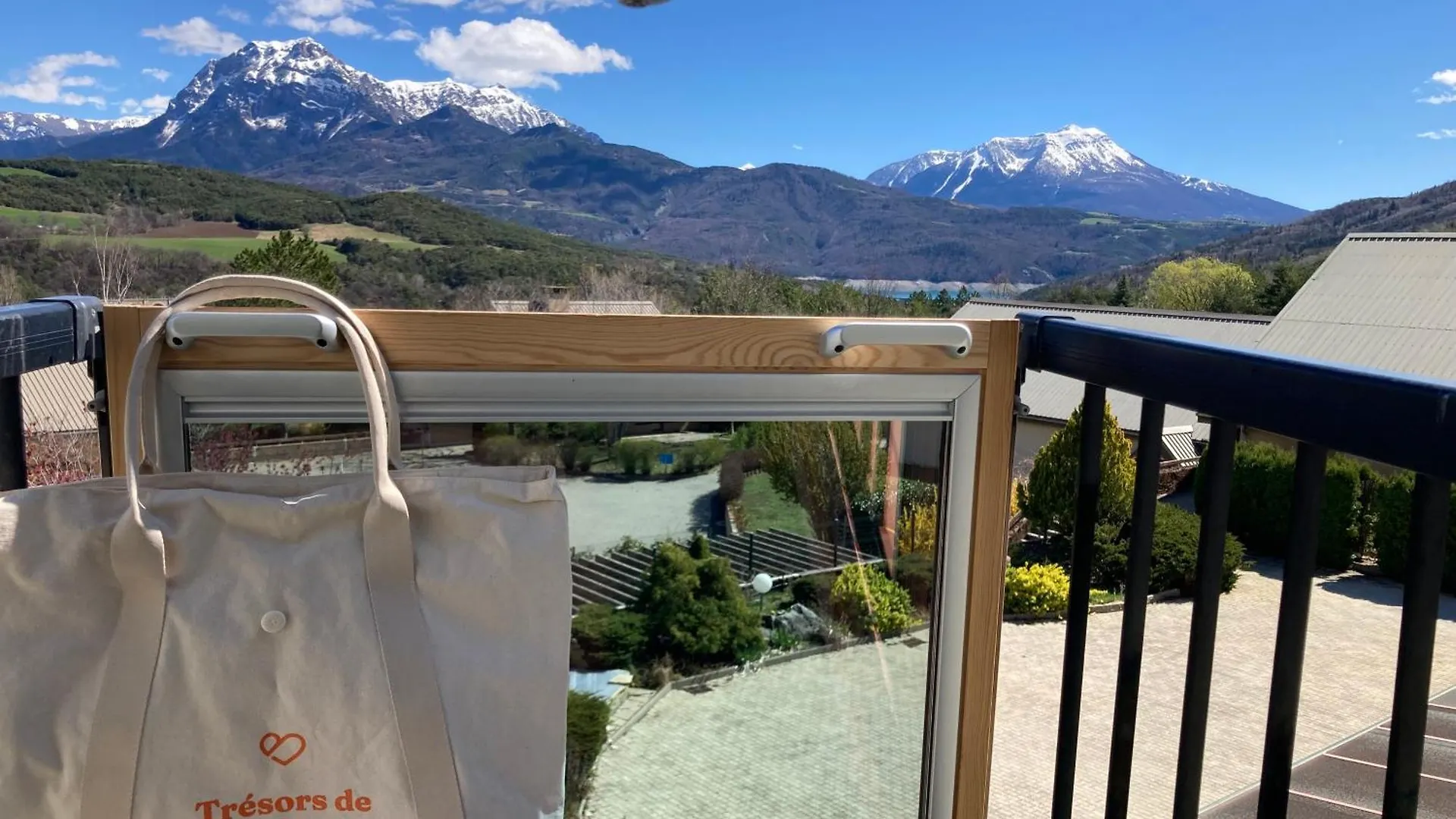 Отель Club Vacances Bleues Les Horizons Du Lac