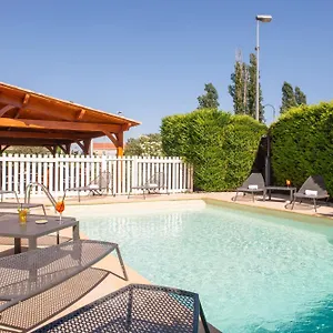 The Originals City, La Belle étape, Hotel